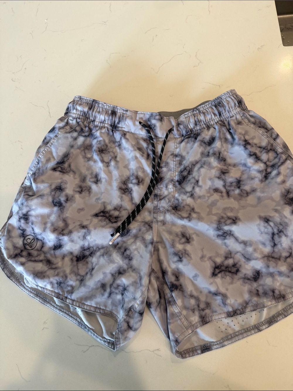 Men's Legends Luka Marble-Print Grey Performance Shorts 5” liners